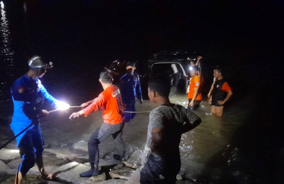 Satpolair Polres Bangka Barat Berhasil Evakuasi Kecelakaan&nbsp;Tunggal